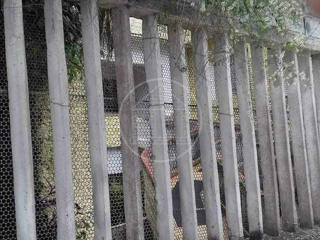 Casa com 800m² 2 quartos e 2 banheiros, à venda, no bairro Jardim Floresta em São Paulo