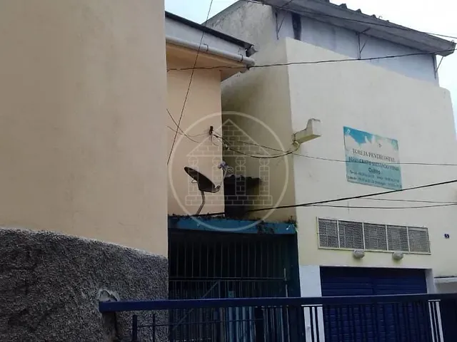 Casa com 800m² 2 quartos e 2 banheiros, à venda, no bairro Jardim Floresta em São Paulo