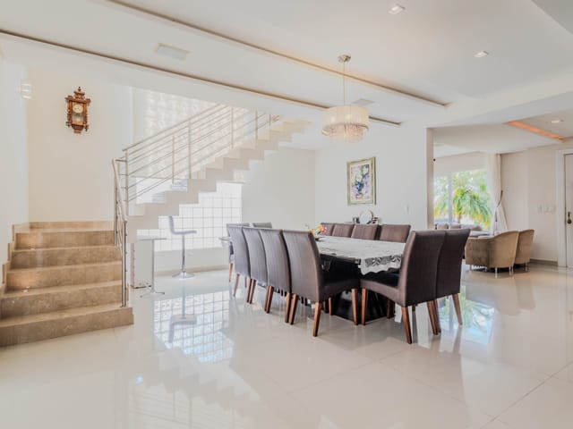 Foto do Casa - Casa à venda em condomínio fechado contendo 3 suítes - Orfãs, Ponta Grossa, PR | Adquira Imóveis
