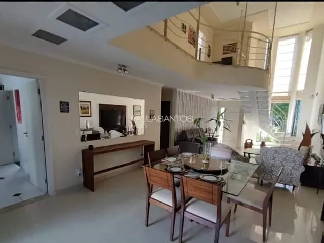 Casa com 250m² 3 quartos e 5 banheiros, à venda, no bairro Parque Residencial Villa dos Inglezes em Sorocaba