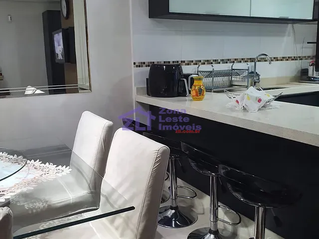 Casa com 184m² 3 quartos e 4 banheiros, à venda, no bairro Vila Carrão em São Paulo