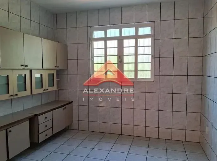 Casa, 3 quartos, 200 m² - Foto 9