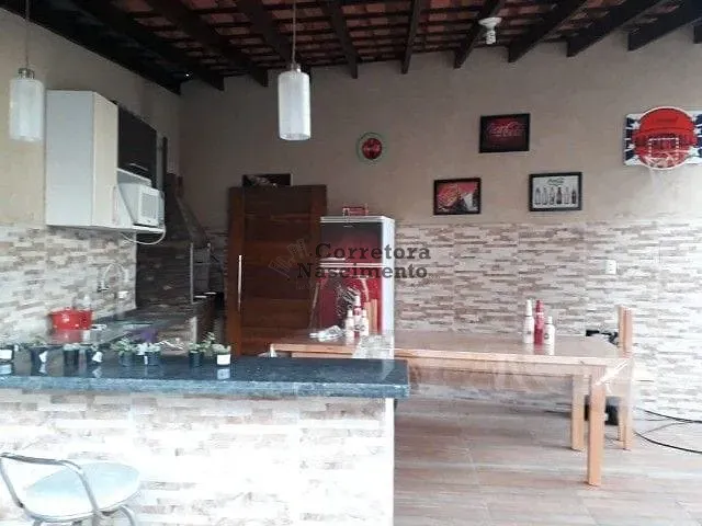 Casa com 250m² 3 quartos e 2 banheiros, à venda, no bairro Morro do Algodão em Caraguatatuba