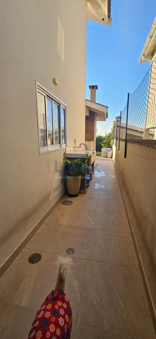 Casa, 3 quartos, 234 m² - Foto 37