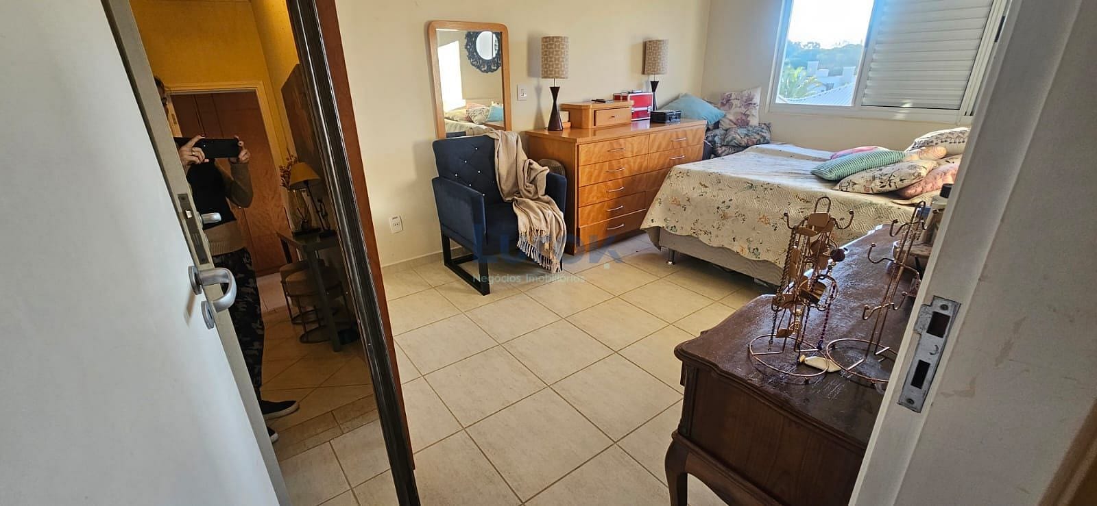 Casa, 3 quartos, 234 m² - Foto 30