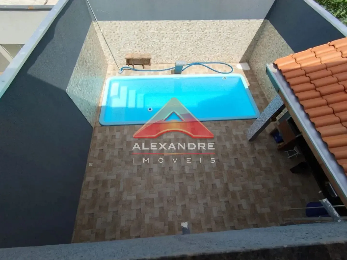 Casa, 3 quartos, 135 m² - Foto 1