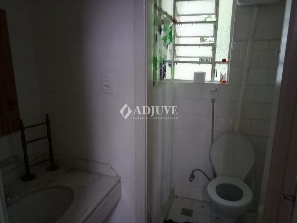Casa à venda com 5 quartos, 200m² - Foto 28