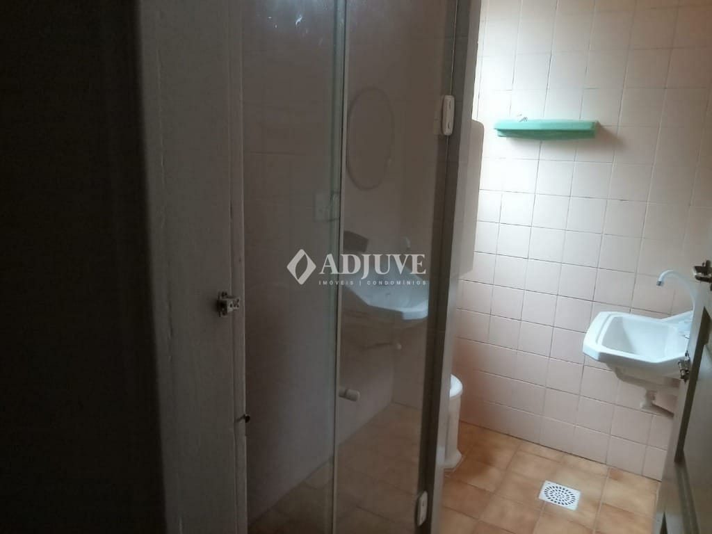 Casa à venda com 5 quartos, 200m² - Foto 36