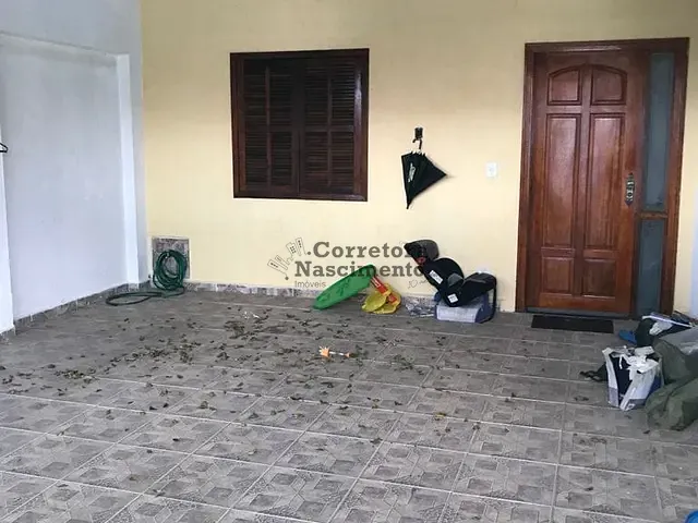 Casa com 180m² 2 quartos e 2 banheiros, à venda, no bairro Jardim Maria Amélia em Jacareí