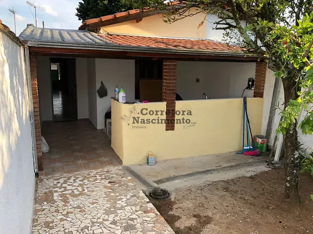 Casa com 180m² 2 quartos e 2 banheiros, à venda, no bairro Jardim Maria Amélia em Jacareí