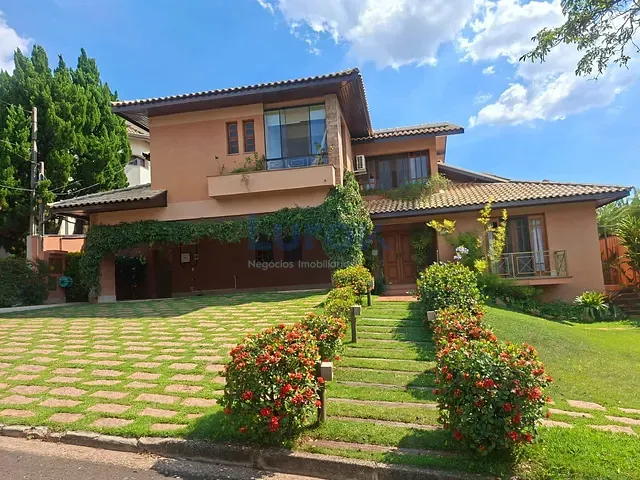 Casa com 1000m² 4 quartos e 6 banheiros, à venda, no bairro Village Visconde de Itamaracá em Valinhos