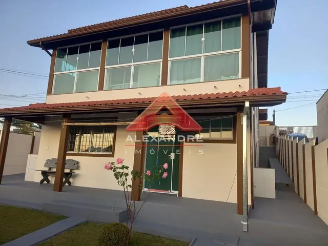 Casa com 300m² 6 quartos e 3 banheiros, à venda, no bairro  Jardim Imperial em Cruzília