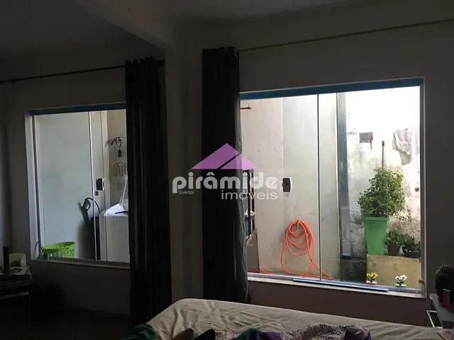 Casa com 250m² 2 quartos e 1 banheiro, à venda, no bairro Jardim Telespark em São José dos Campos