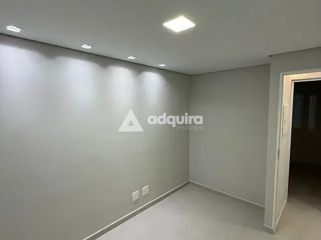 Casa 3 quartos e 1 banheiro, à venda, no bairro Ronda em Ponta Grossa