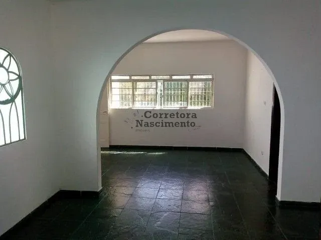 Casa com 200m² 3 quartos e 2 banheiros, à venda, no bairro Centro em Jacareí