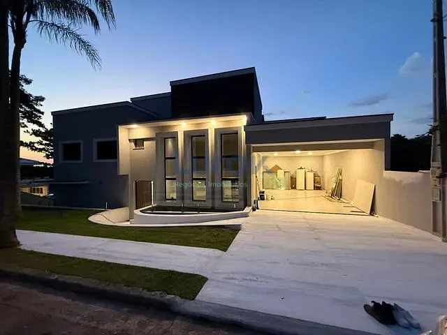 Casa com 1000m² 5 quartos e 9 banheiros, à venda, no bairro Vale do Itamaracá em Valinhos
