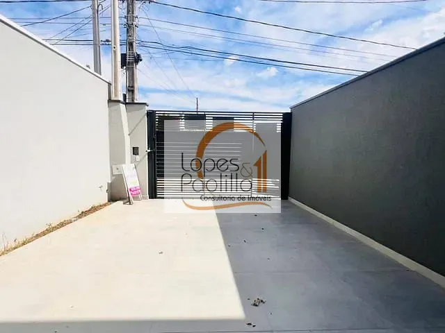 Casa com 175m² 3 quartos e 3 banheiros, à venda, no bairro Loanda em Atibaia