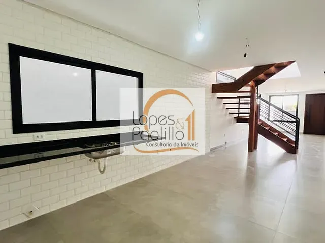 Casa com 175m² 3 quartos e 3 banheiros, à venda, no bairro Loanda em Atibaia