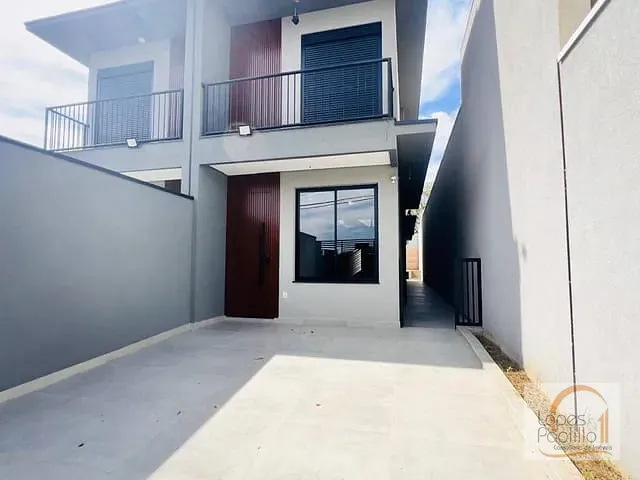 Casa com 175m² 3 quartos e 3 banheiros, à venda, no bairro Loanda em Atibaia