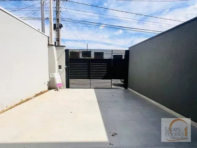 Casa com 175m² 3 quartos e 3 banheiros, à venda, no bairro Loanda em Atibaia