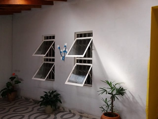 Casa com 156m² 3 quartos e 1 banheiro, à venda, no bairro Conjunto Habitacional Terra dos Ipês II (Fase II) em Pindamonhangaba