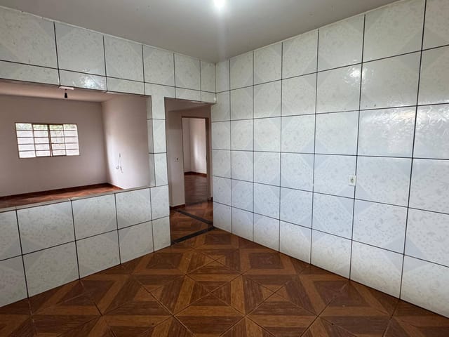 Casa com quintal amplo na Vila Oliveira – Espaço e localização prática para o dia a di - Foto