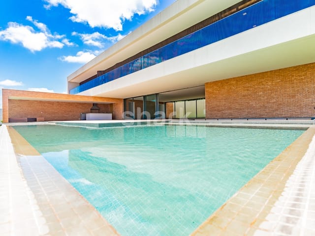 Casa com 3180m² 6 quartos e 8 banheiros, à venda ou para alugar, no bairro Condomínio Quinta da Baroneza II em Bragança Paulista