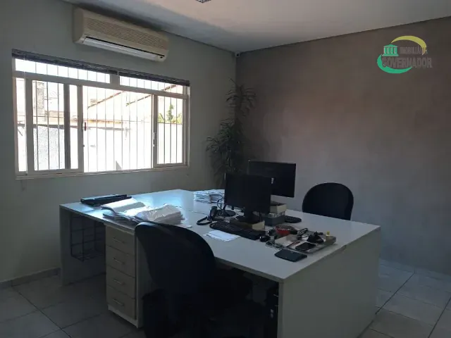 Casa com 342m², à venda ou para alugar, no bairro Jardim Chapadão em Campinas