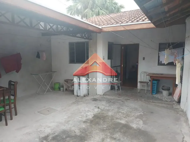 Casa com 250m² 3 quartos e 1 banheiro, à venda, no bairro Santana em São José Dos Campos