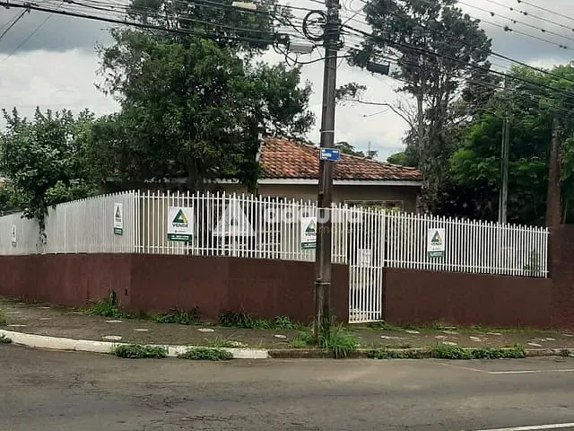 Casa com 616m² 3 quartos e 3 banheiros, à venda, no bairro Olarias em Ponta Grossa