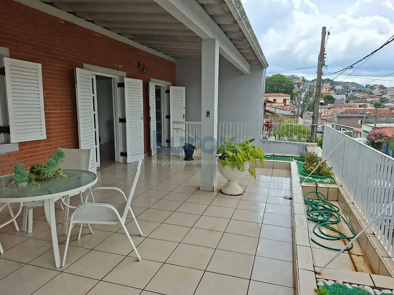Casa, 3 quartos, 250 m² - Foto 2