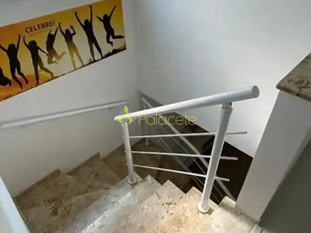 Casa 3 quartos e 3 banheiros, à venda, no bairro Vila Areao em Taubaté
