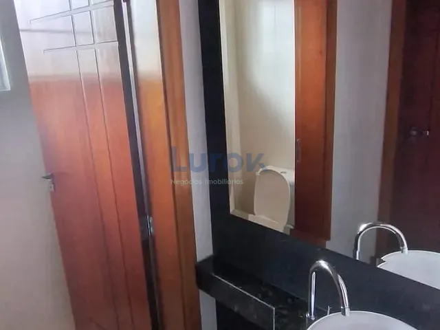 Sobrado com 250m² 4 quartos e 6 banheiros, à venda, no bairro Jardim Ana em Morungaba