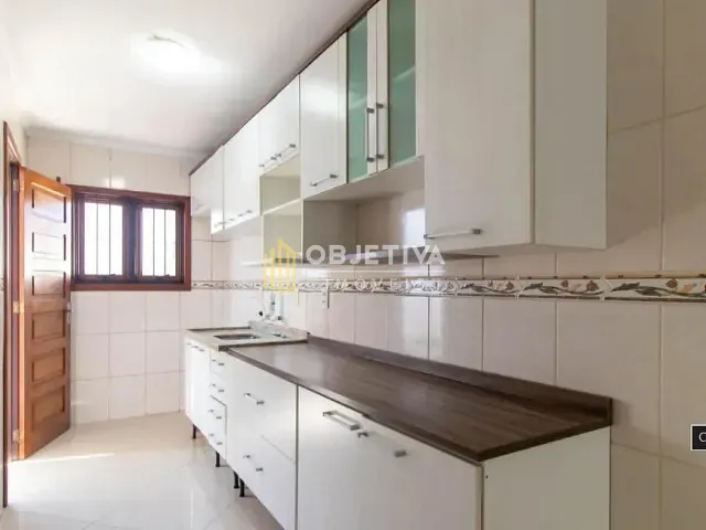 Casa 3 quartos e 1 banheiro, à venda, no bairro Hípica em Porto Alegre