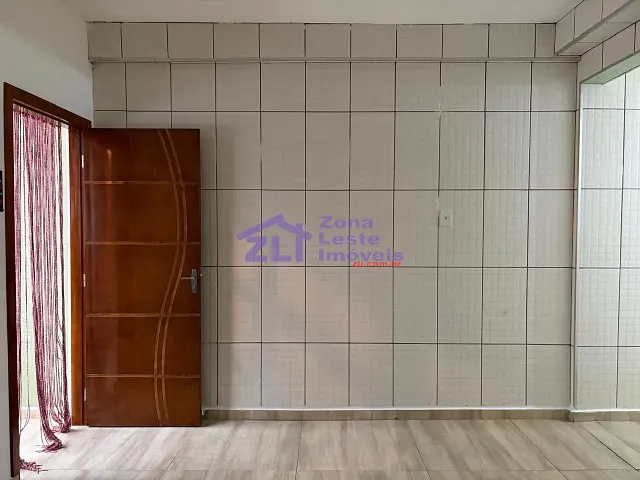 Casa com 56m² 1 quarto e 1 banheiro, para alugar, no bairro Jardim Record em São Paulo