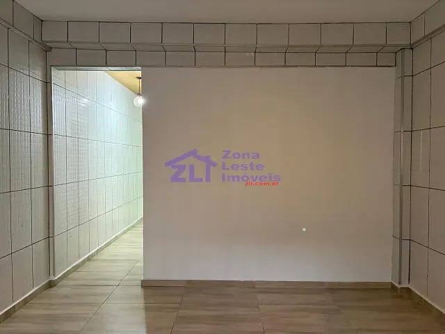Casa com 56m² 1 quarto e 1 banheiro, para alugar, no bairro Jardim Record em São Paulo