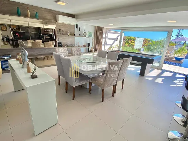 Casa 4 quartos e 4 banheiros, à venda, no bairro Ipanema em Porto Alegre