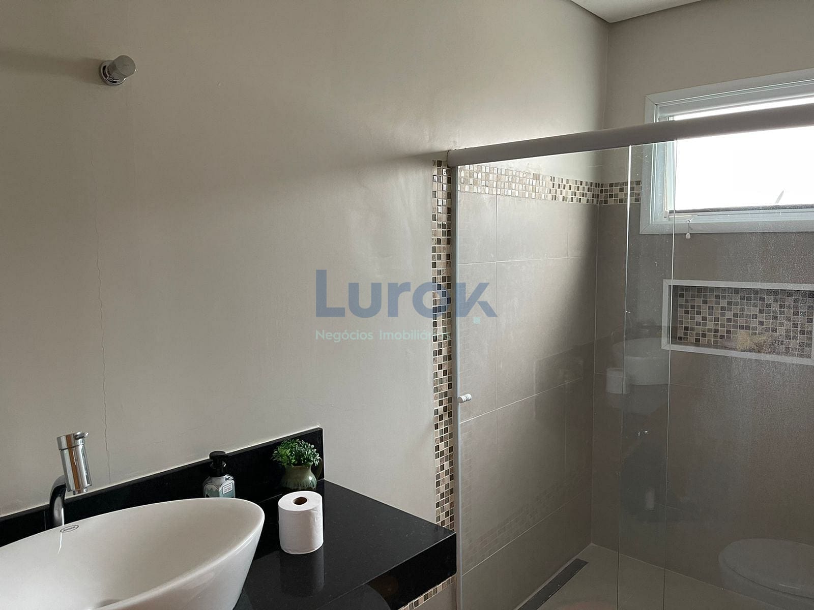 Casa, 3 quartos, 200 m² - Foto 9