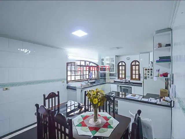 Casa 2 quartos e 2 banheiros, à venda, no bairro Baeta Neves em São Bernardo do Campo