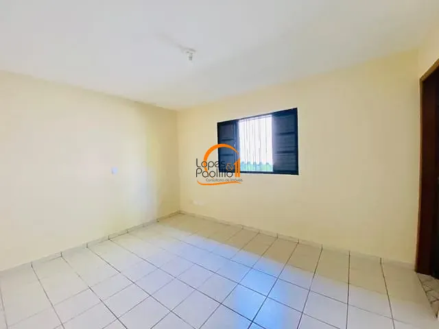 Casa com 346m² 3 quartos e 2 banheiros, para alugar, no bairro Jardim dos Pinheiros em Atibaia