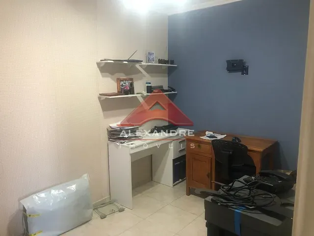 Casa com 128m² 2 quartos e 1 banheiro, à venda, no bairro Jardim Casa Branca em Caraguatatuba