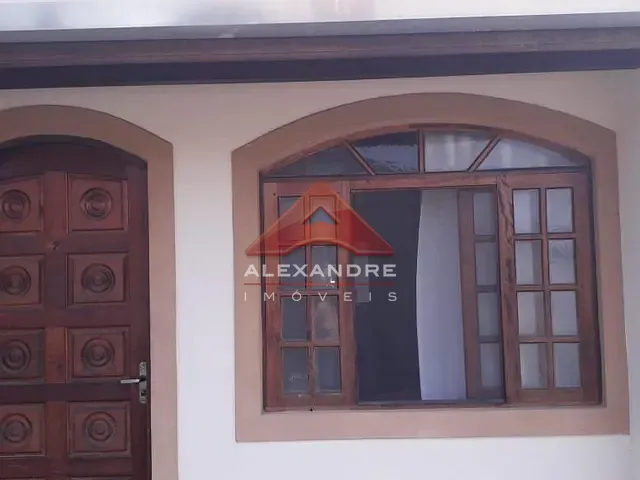 Casa com 128m² 2 quartos e 1 banheiro, à venda, no bairro Jardim Casa Branca em Caraguatatuba
