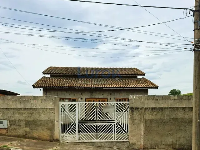Casa 2 quartos e 3 banheiros, à venda, no bairro Jardim Flaibam em Morungaba