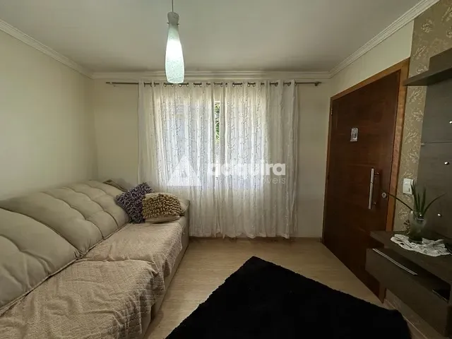 Casa com 432m² 3 quartos e 2 banheiros, à venda, no bairro Uvaranas em Ponta Grossa