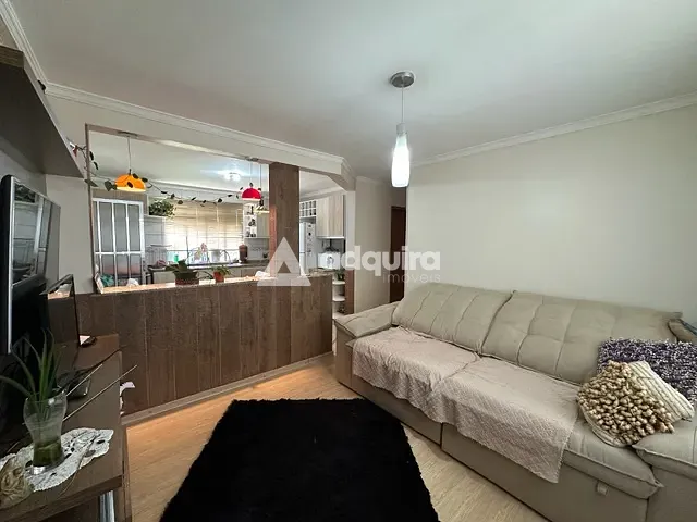 Casa com 432m² 3 quartos e 2 banheiros, à venda, no bairro Uvaranas em Ponta Grossa