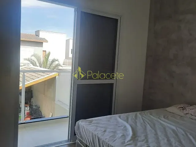 Casa com 300m², à venda, no bairro Parque São Cristóvão em Taubaté
