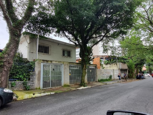 Casa com 270m² 4 quartos e 4 banheiros, à venda, no bairro Brooklin em São Paulo