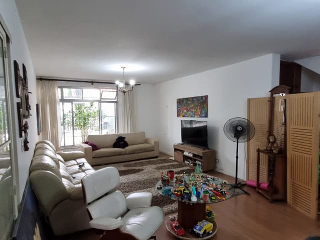 Casa com 270m² 4 quartos e 4 banheiros, à venda, no bairro Brooklin em São Paulo