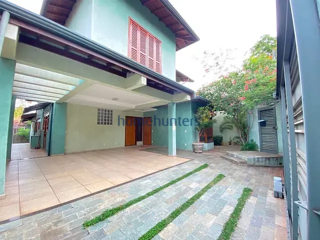 Casa com 400m² 3 quartos e 4 banheiros, à venda, no bairro Parque São Quirino em Campinas