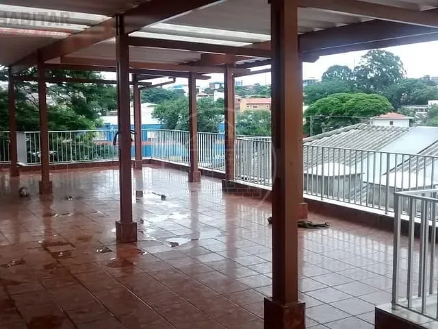 Sobrado com 200m² 4 quartos e 3 banheiros, para alugar, no bairro Cidade Dutra em São Paulo